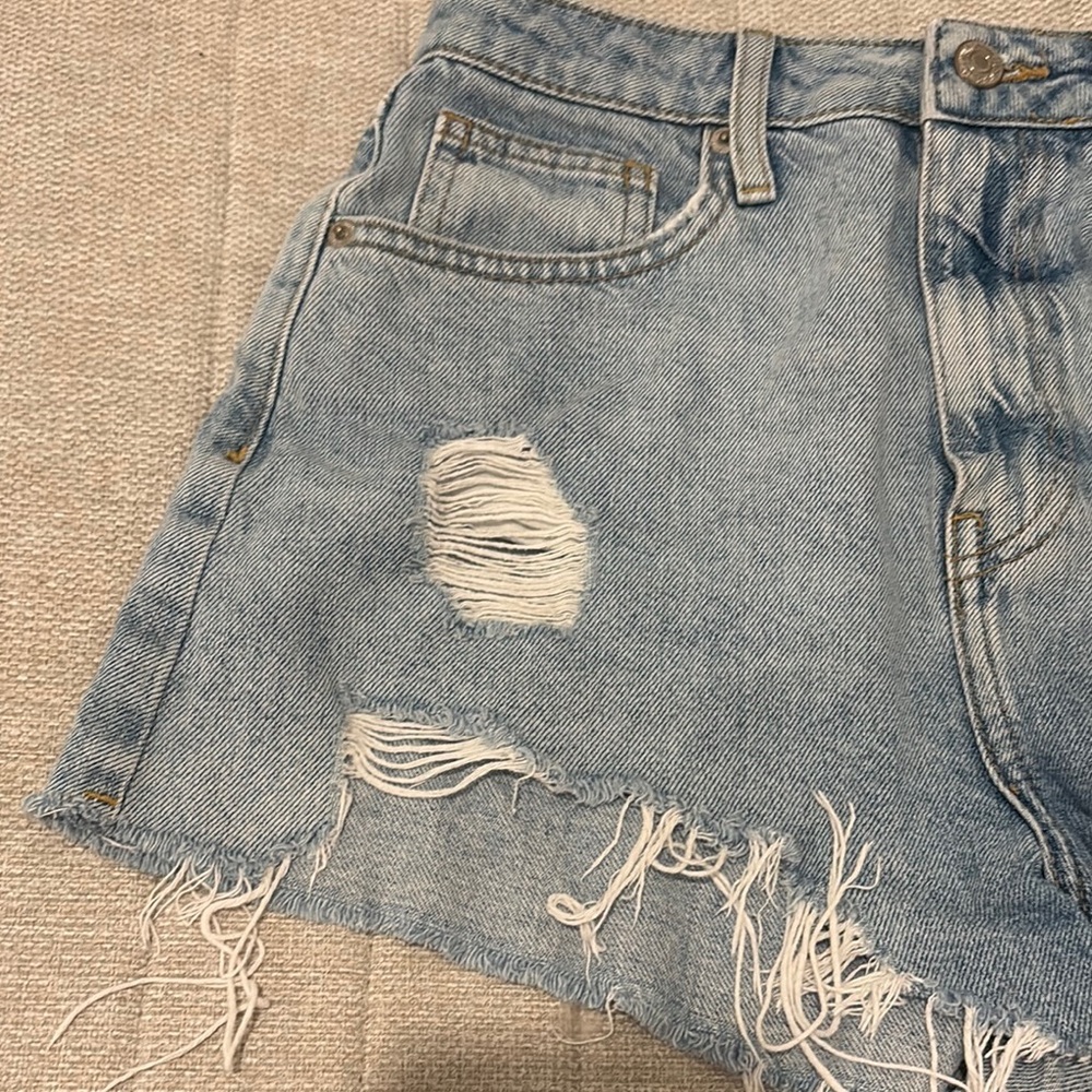 Forever 21 Denim Distressed Women Shorts - Picture 4 of 8